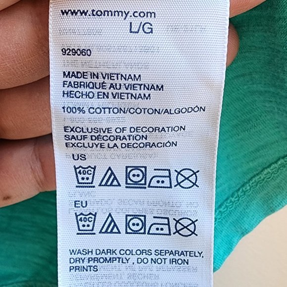 Tommy Hilfiger Aqua V-Neck T-Shirt Size Large - Picture 11 of 16